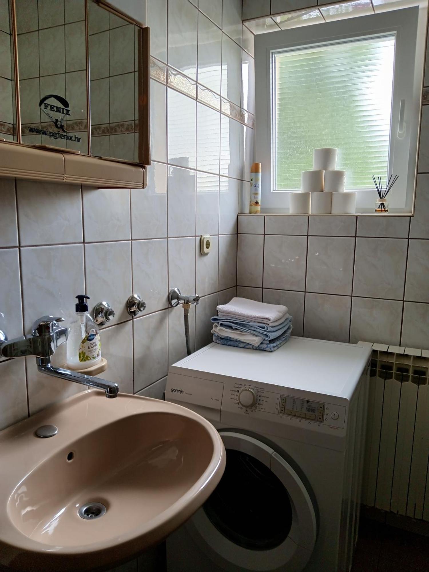 Matea Apartman Gospić Kültér fotó