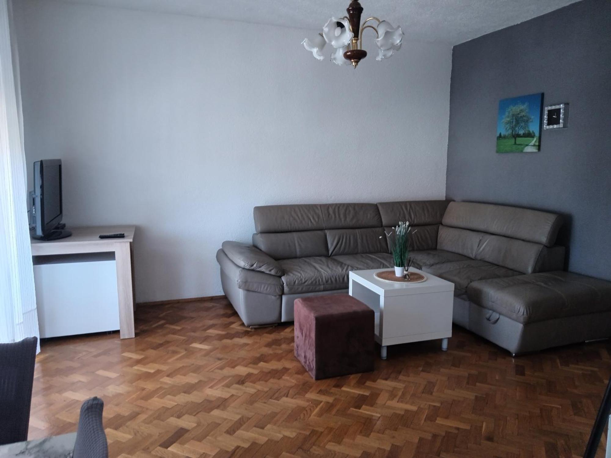 Matea Apartman Gospić Kültér fotó